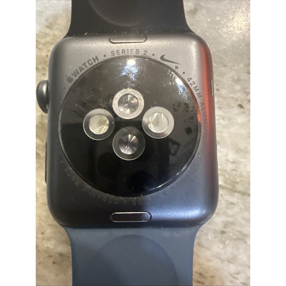 Apple Watch Nike Series 2 (parts Only) Locked